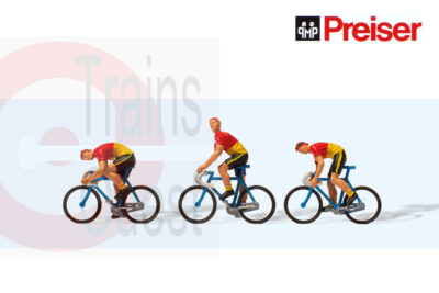 PREISER équipe de 3 cyclistes en course