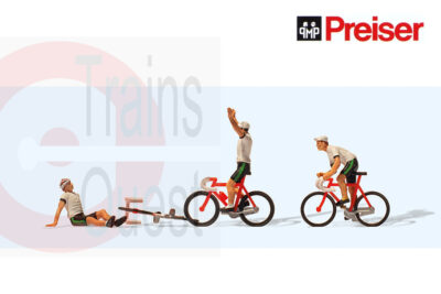 PREISER équipe de 3 cyclistes en course