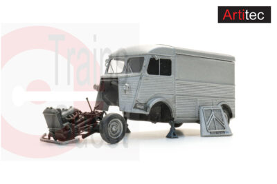 ARTITEC Citroën Type H en réparation